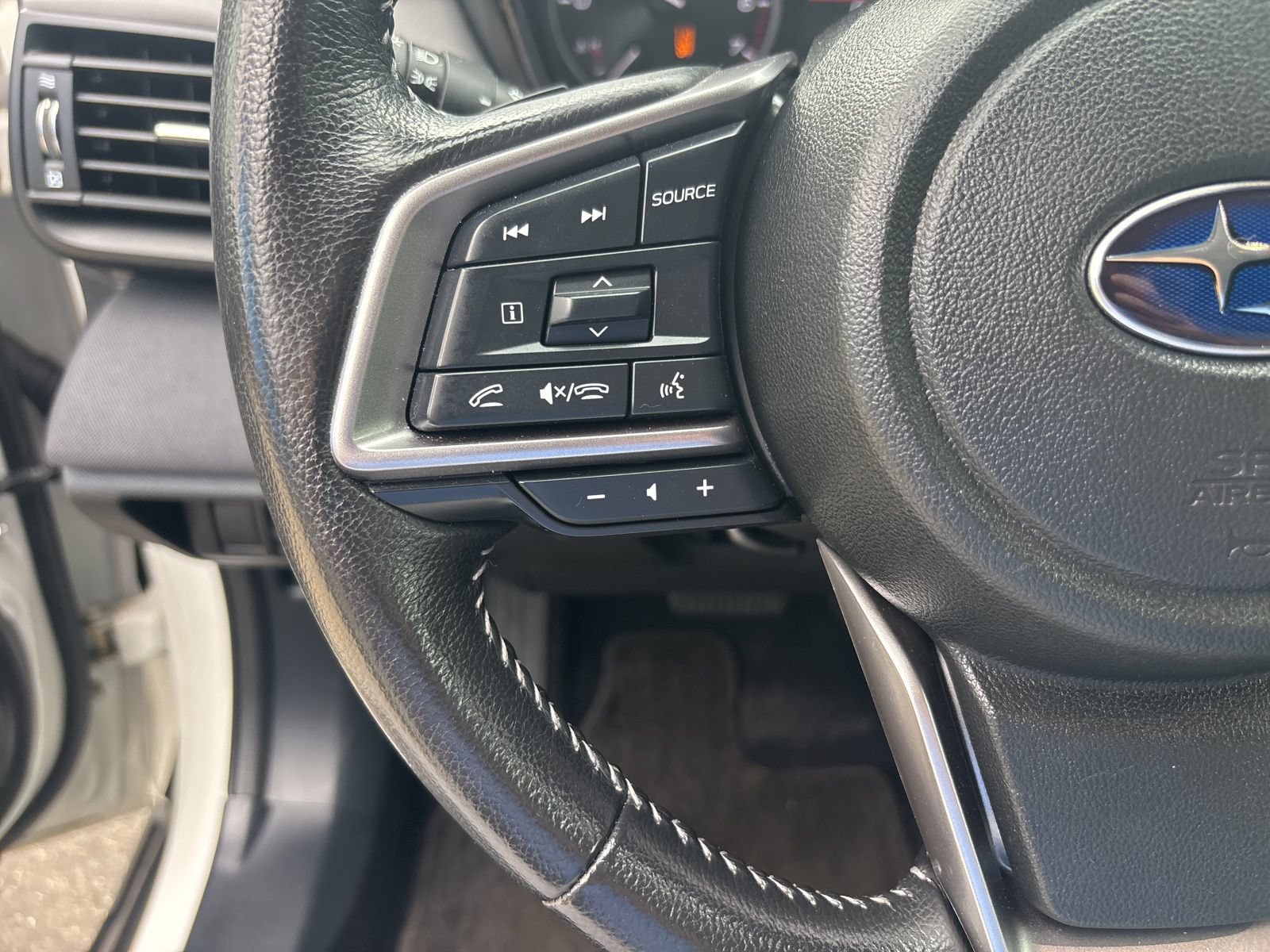 Used 2024 Subaru Outback Premium AWD/4WD image 60