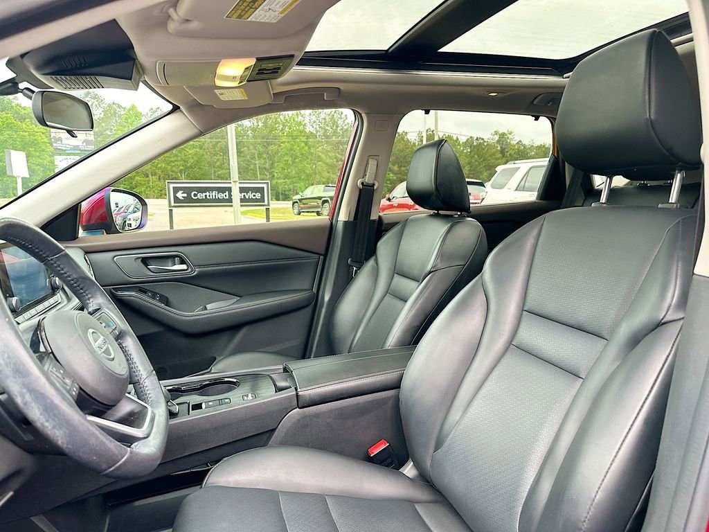 Used 2021 Nissan Rogue SV w/ Premium Package FWD image 8