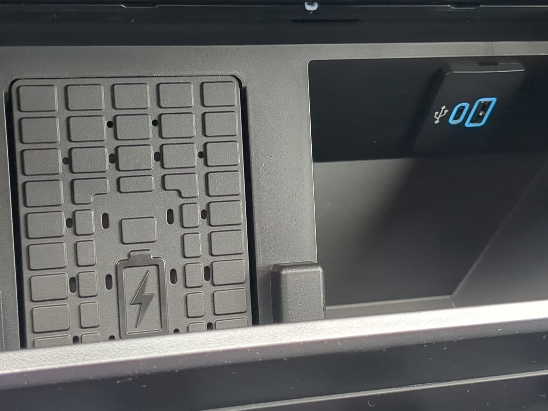 New 2026 Ford F250 Platinum w/ Tremor Off-Road Package image 57