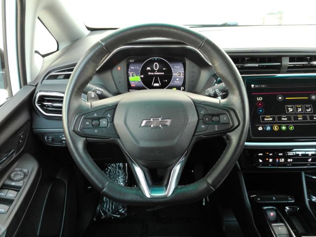 Used 2023 Chevrolet Bolt LT FWD image 32