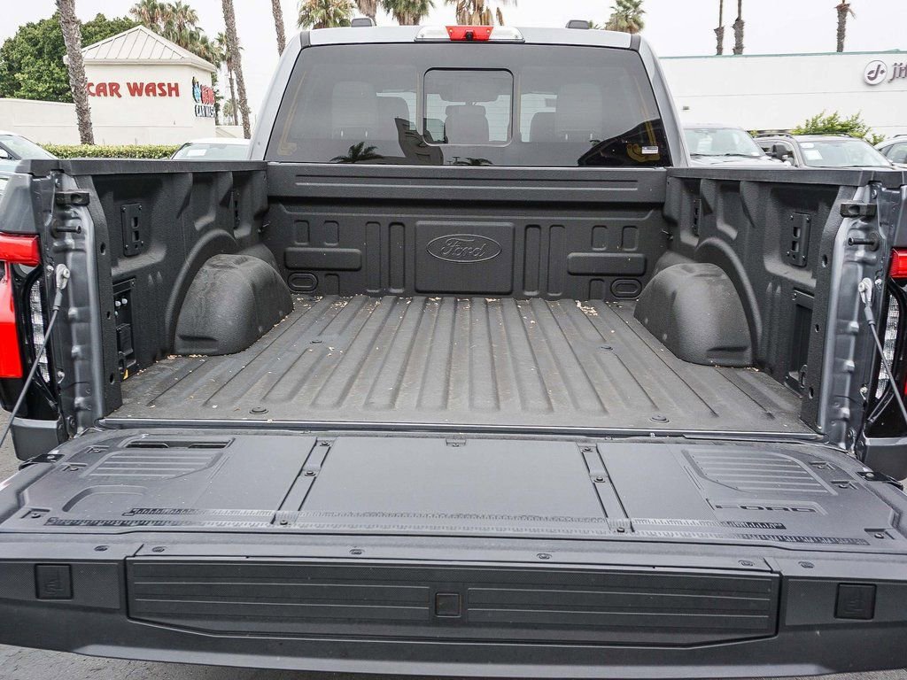 New 2025 Ford F150 Lightning Platinum image 24