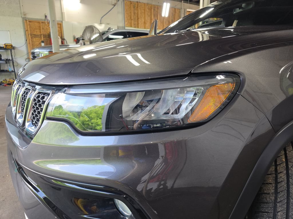 Used 2024 Jeep Compass Limited AWD/4WD image 30