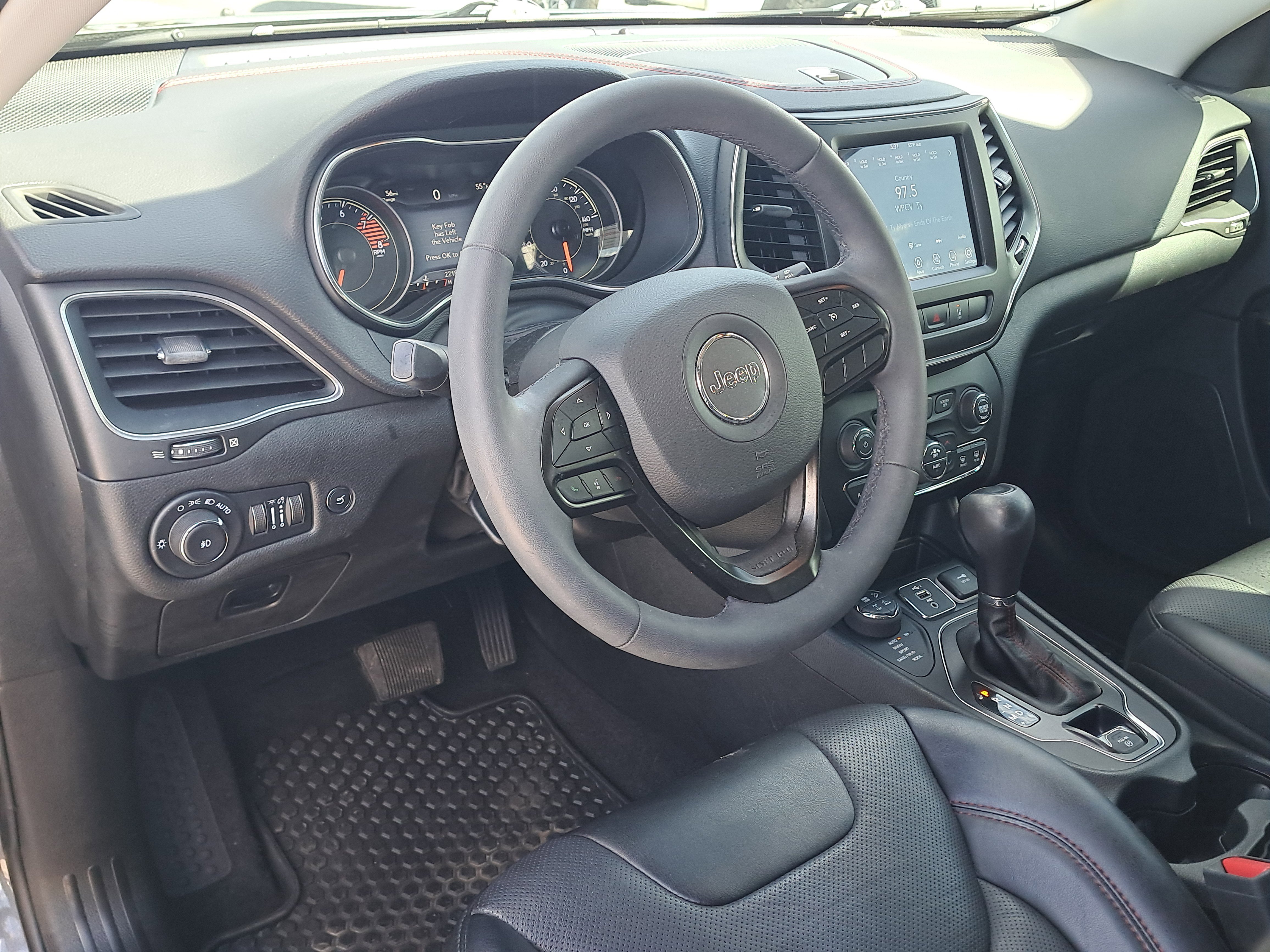 Used 2022 Jeep Cherokee Trailhawk w/ Premium Leather Package image 12