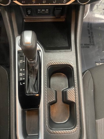 Used 2025 Nissan Sentra SV FWD image 23