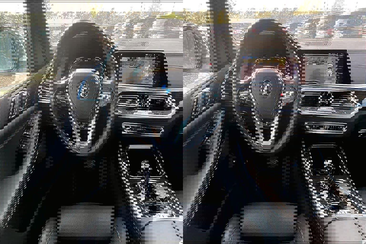 Certified 2023 BMW X5 xDrive45e w/ Climate Comfort Package image 5