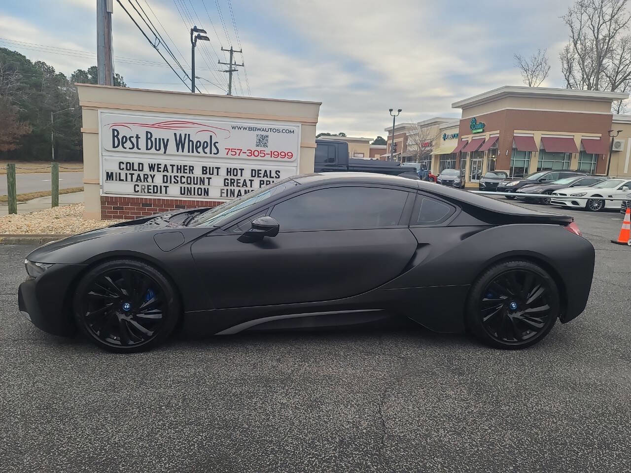 Used 2015 BMW i8 image 5