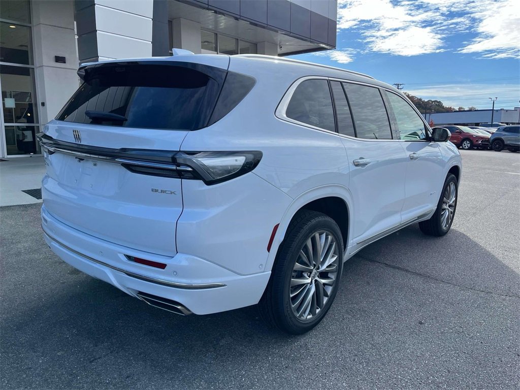 New 2026 Buick Enclave Avenir image 3