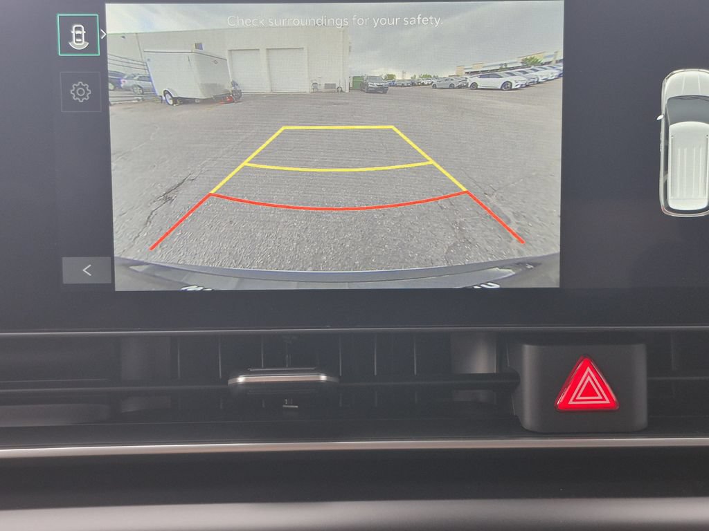 New 2026 Kia Carnival LX FWD image 22