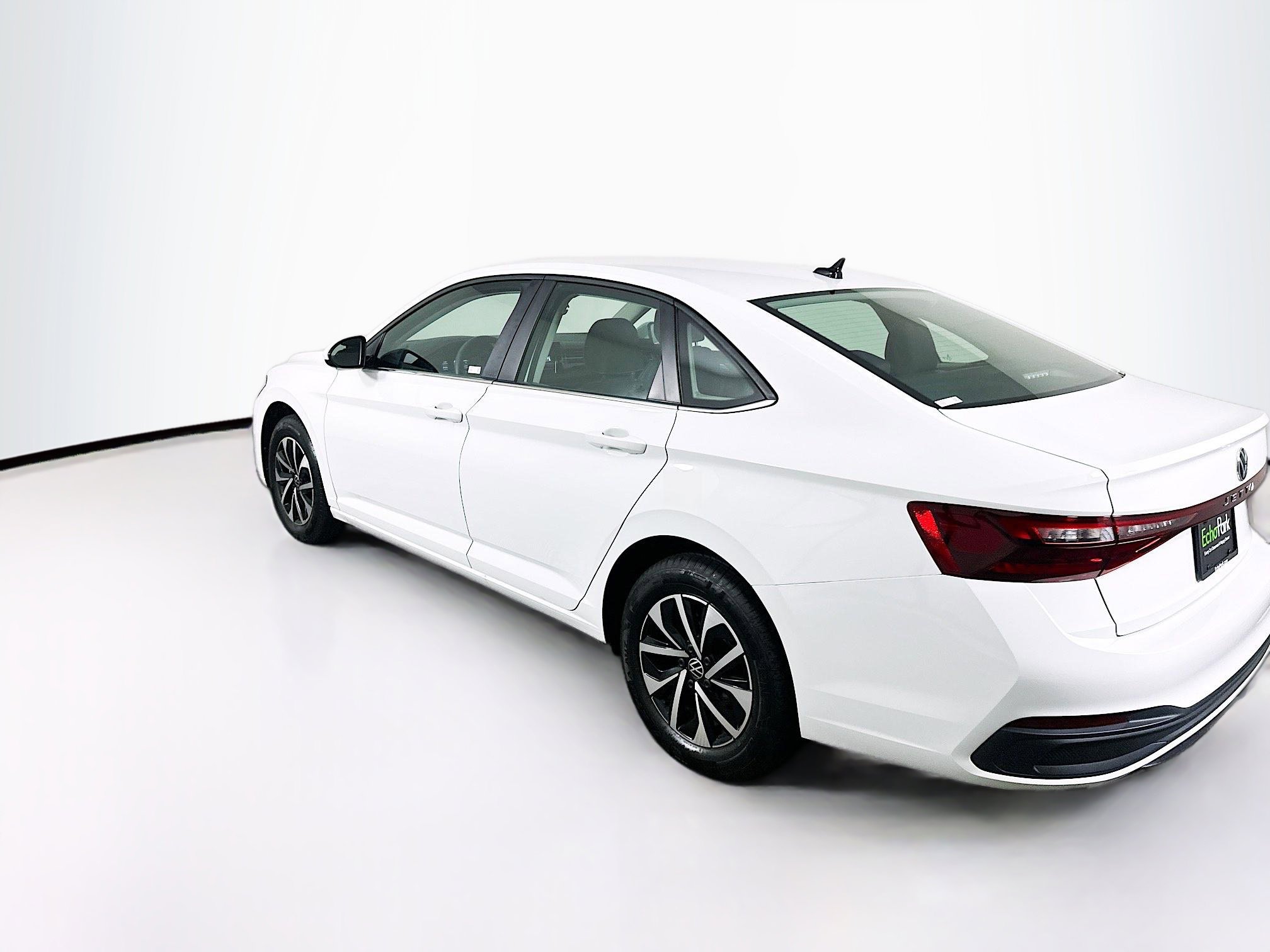 Used 2025 Volkswagen Jetta S FWD image 5