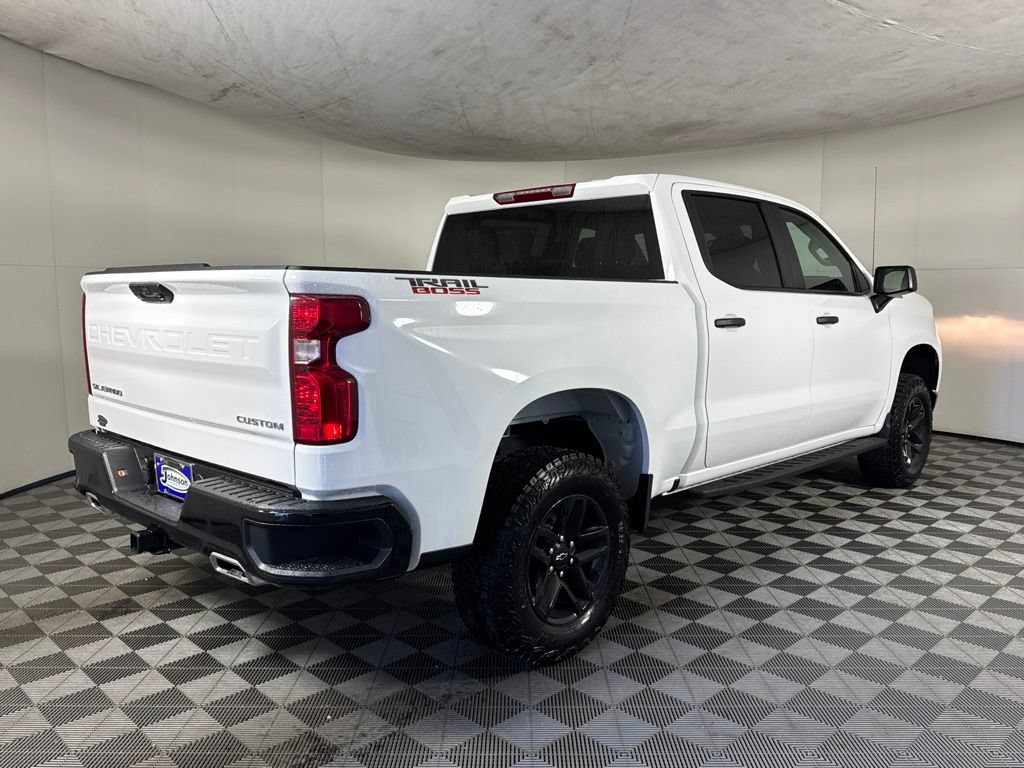 New 2026 Chevrolet Silverado 1500 Custom Trail Boss AWD/4WD image 5