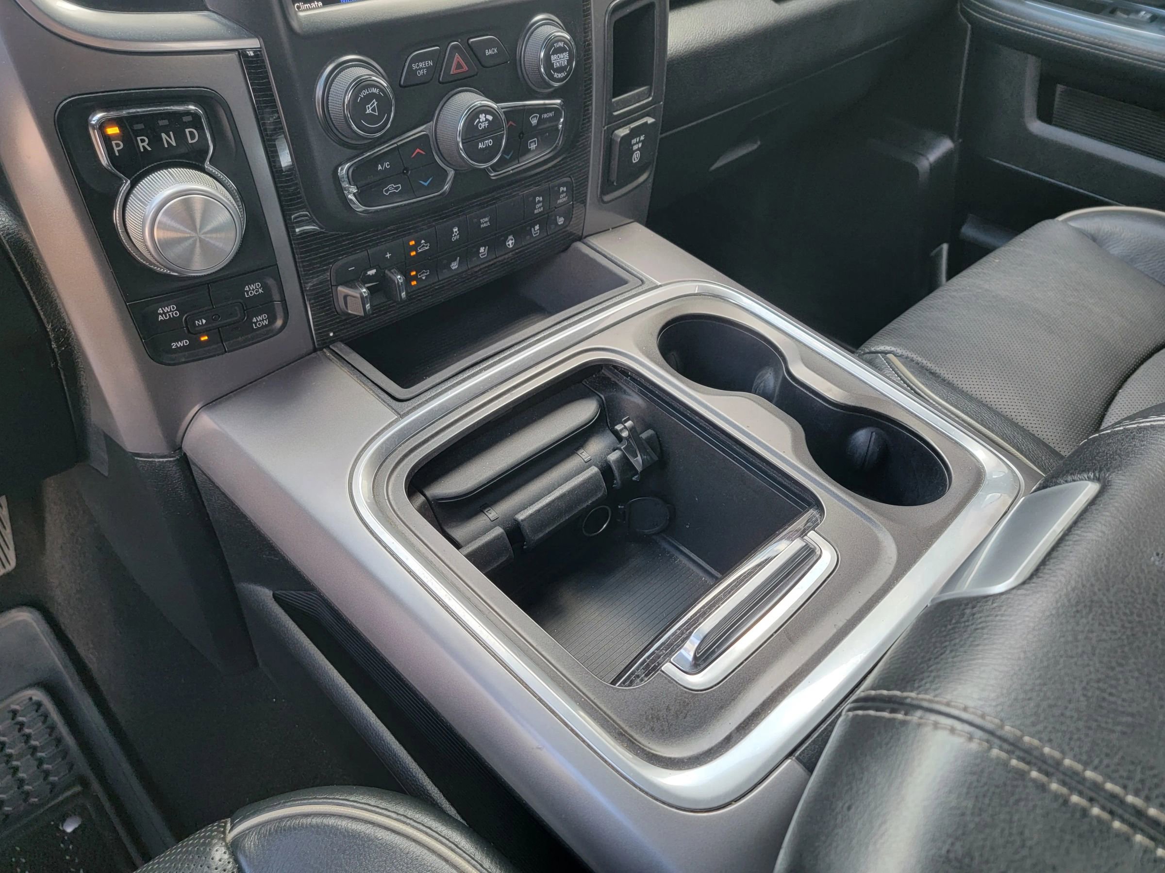 Used 2018 RAM 1500 Limited image 30