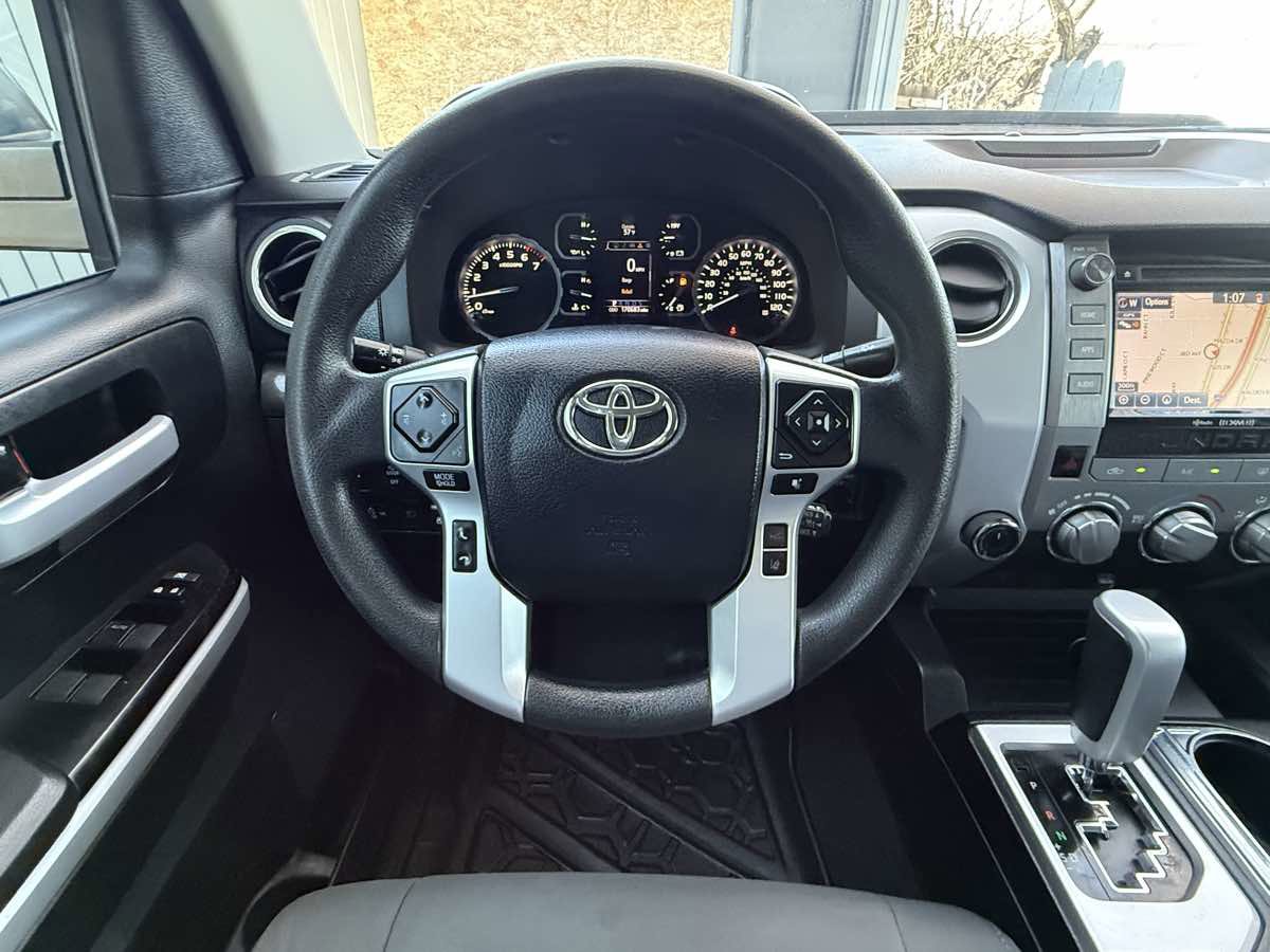 Used 2018 Toyota Tundra SR5 w/ TRD Off Road Package image 15