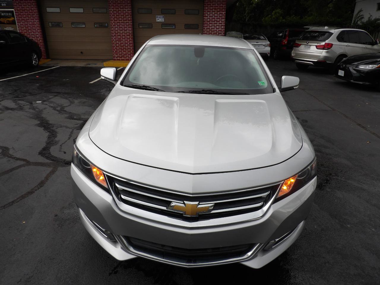 Used 2017 Chevrolet Impala LT FWD image 11