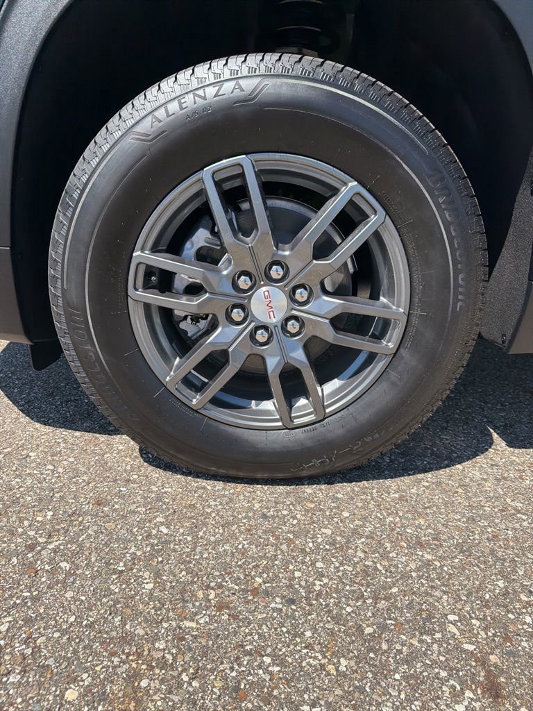 New 2026 GMC Acadia Elevation w/ LPO, Floor Liner Package FWD image 9