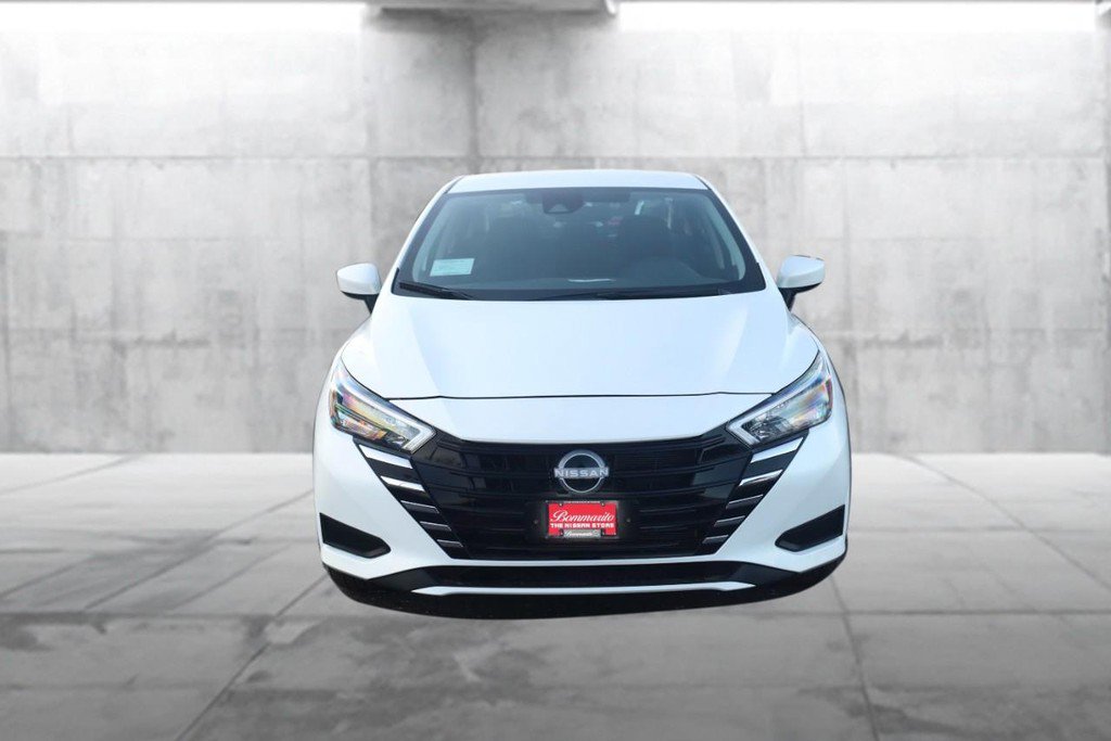 New 2025 Nissan Versa SV w/ Trunk Package image 4