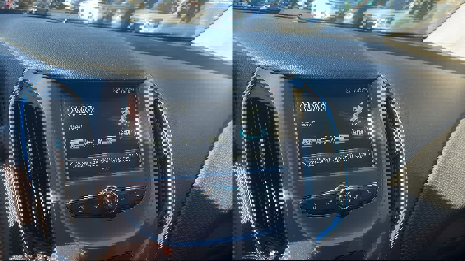 Used 2017 Chevrolet Cruze LT image 17