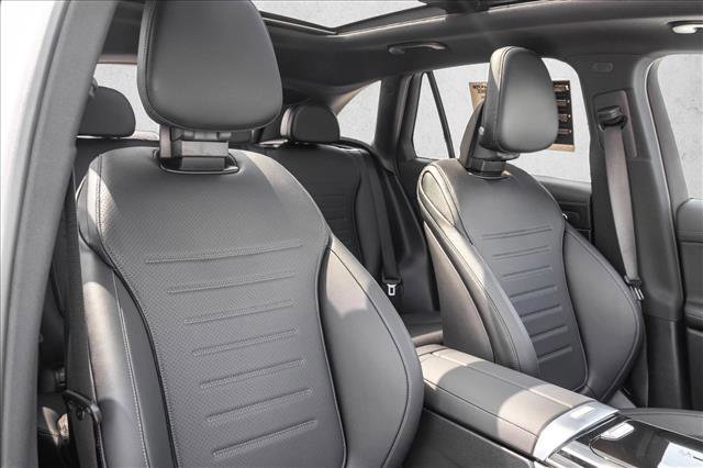 Certified 2026 Mercedes-Benz GLC 300 4MATIC image 29