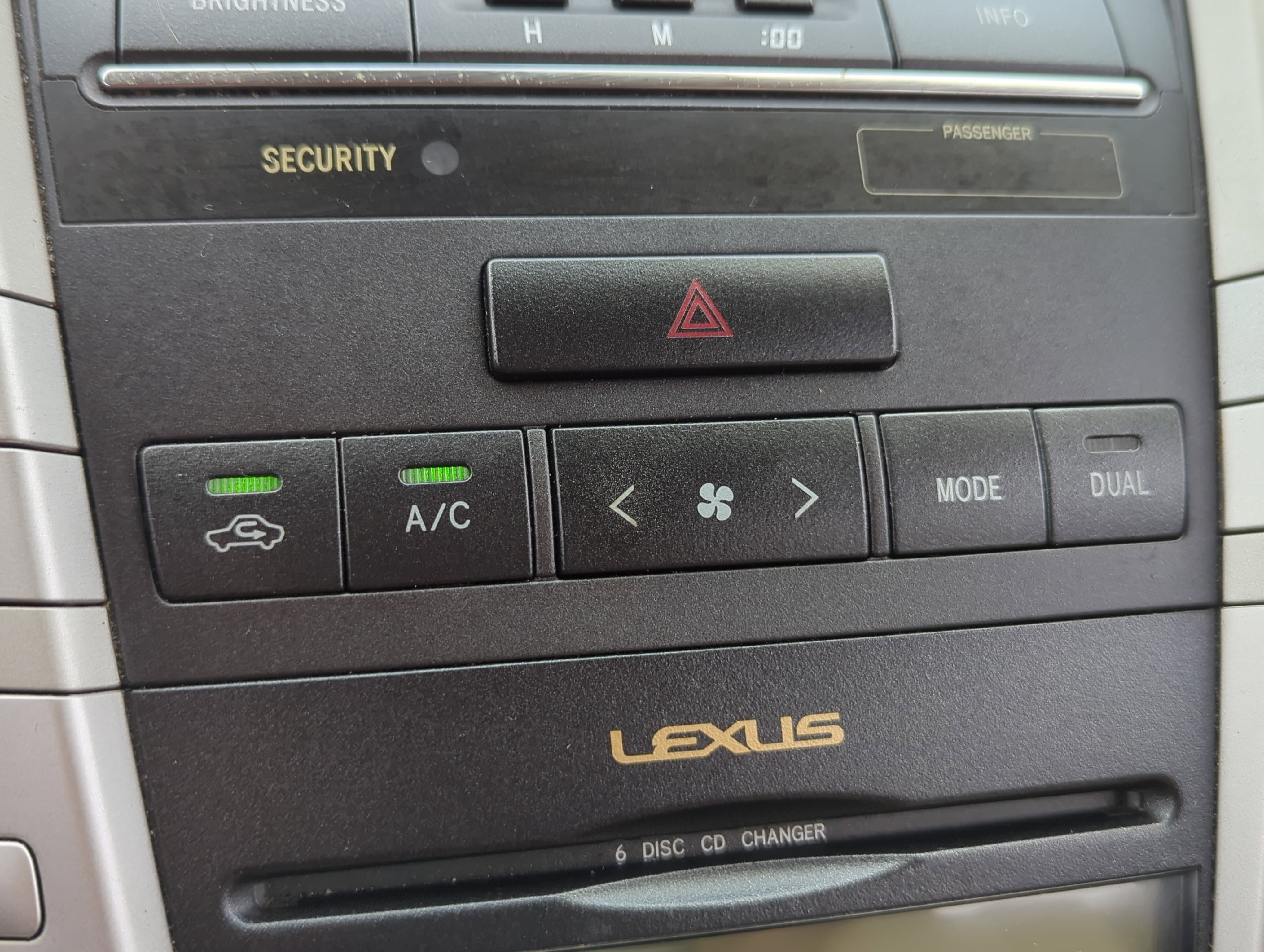 Used 2005 Lexus RX 330 image 11