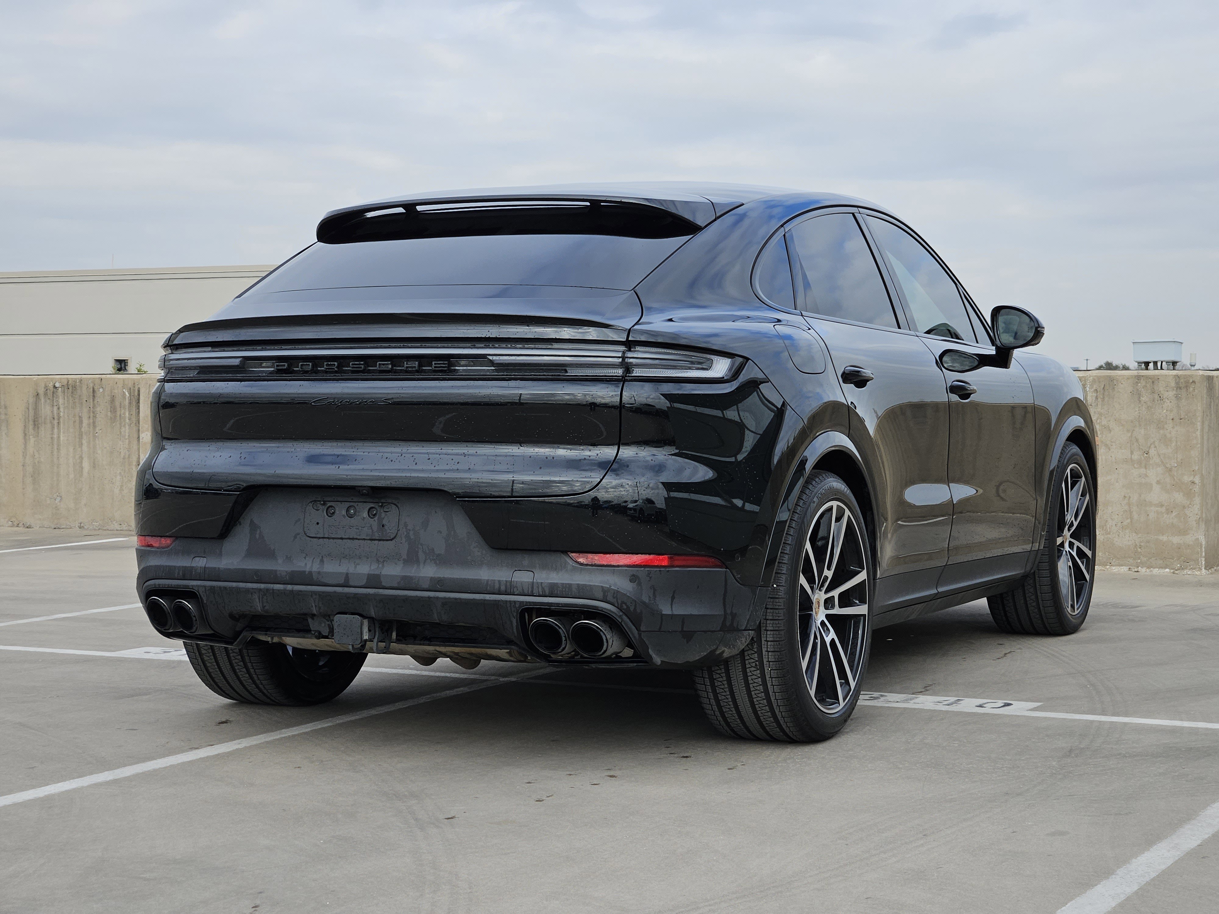 Certified 2025 Porsche Cayenne S image 8