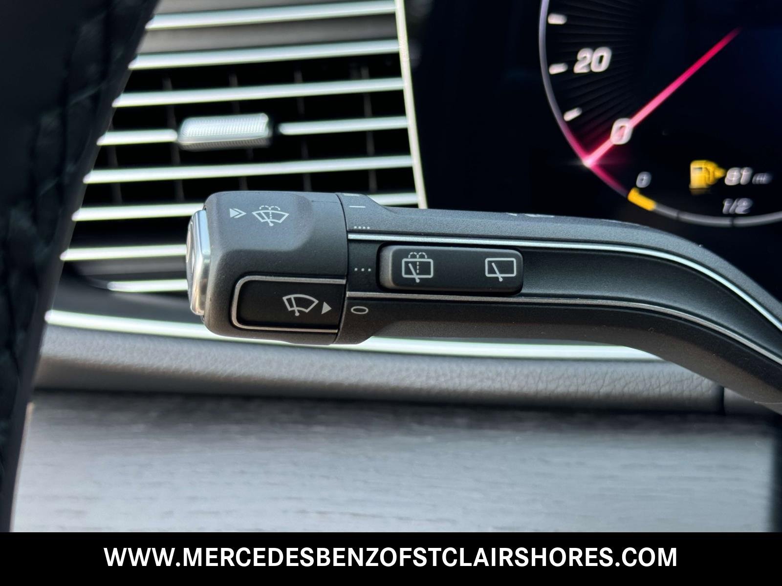 New 2025 Mercedes-Benz GLE 580 4MATIC image 24