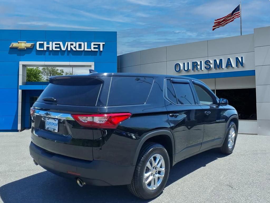 Used 2021 Chevrolet Traverse LS AWD/4WD image 3