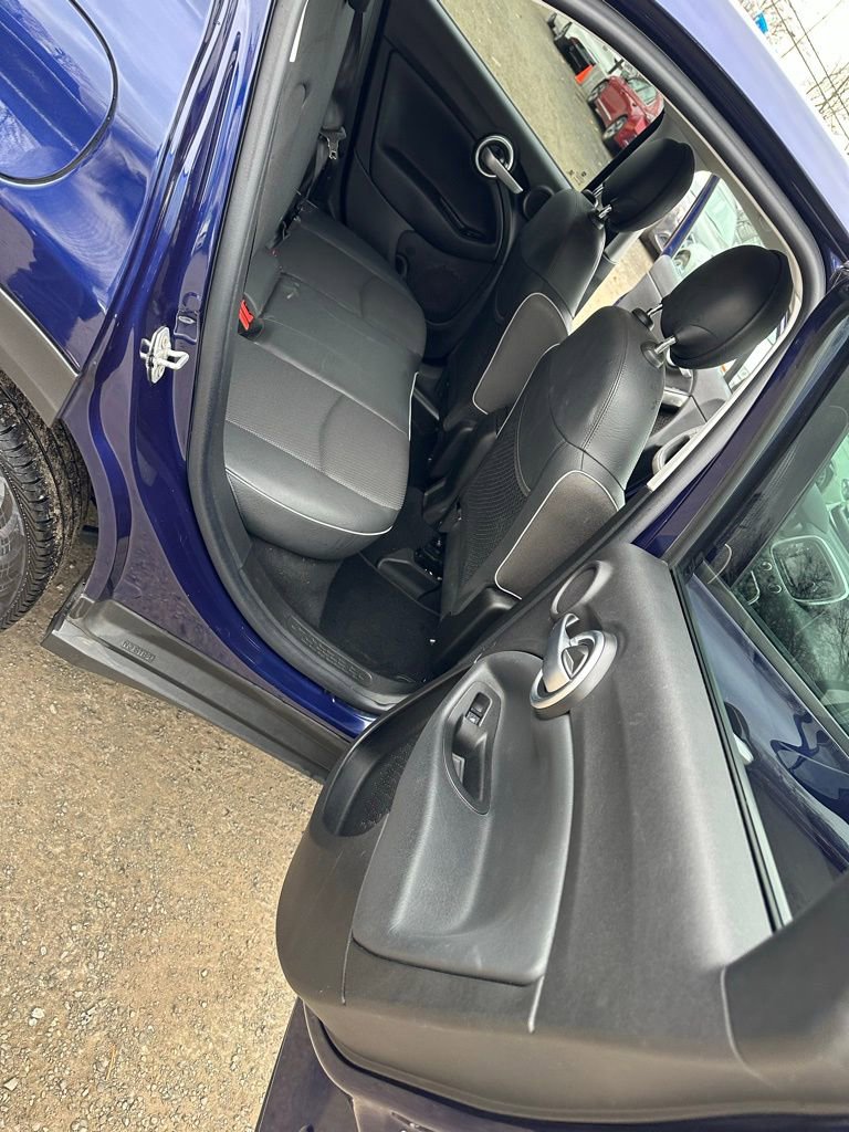 Used 2016 FIAT 500X Trekking image 24
