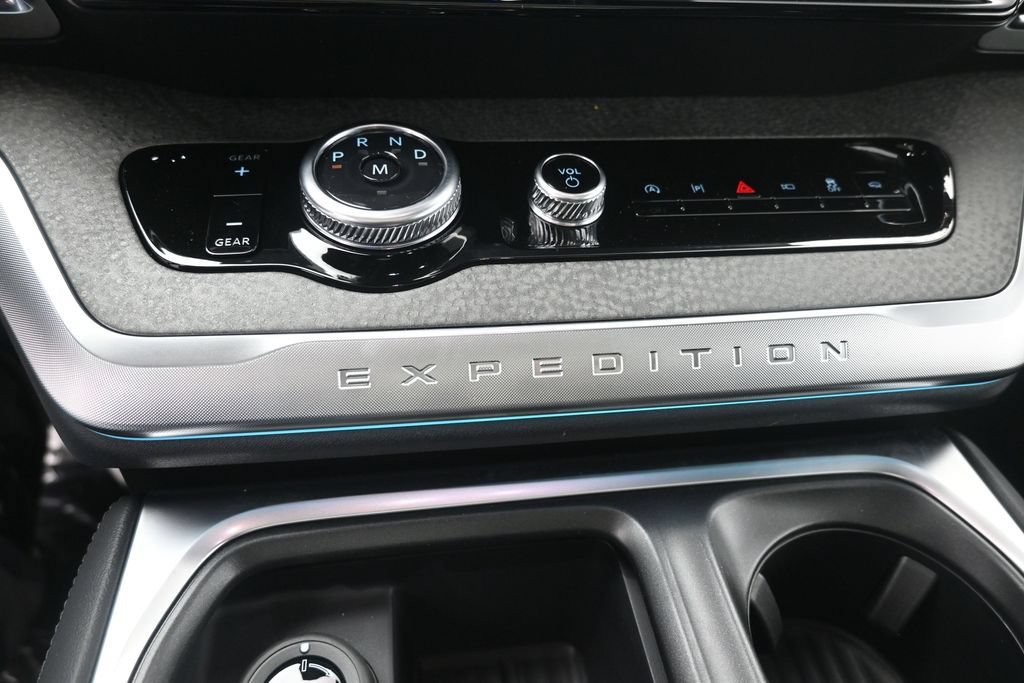 New 2026 Ford Expedition Tremor AWD/4WD image 9