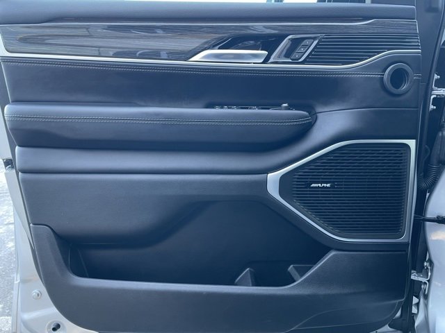 Used 2022 Jeep Wagoneer Series II w/ Premium Group I image 9