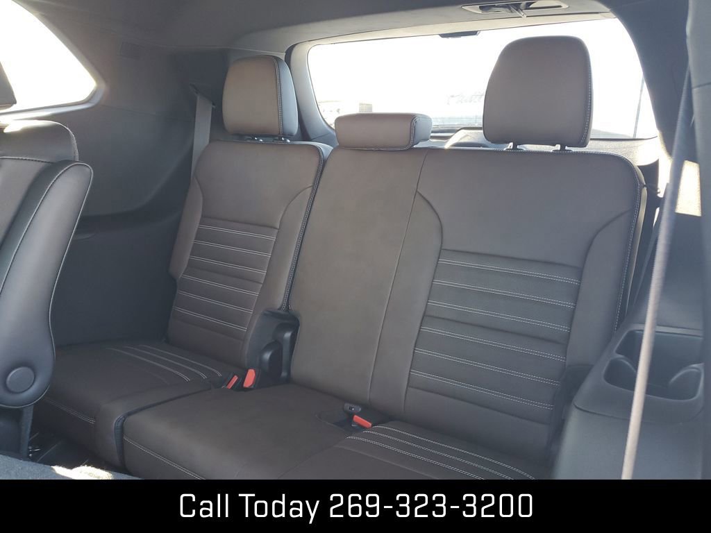 New 2026 GMC Acadia Denali Ultimate w/ LPO, Floor Liner Package image 17