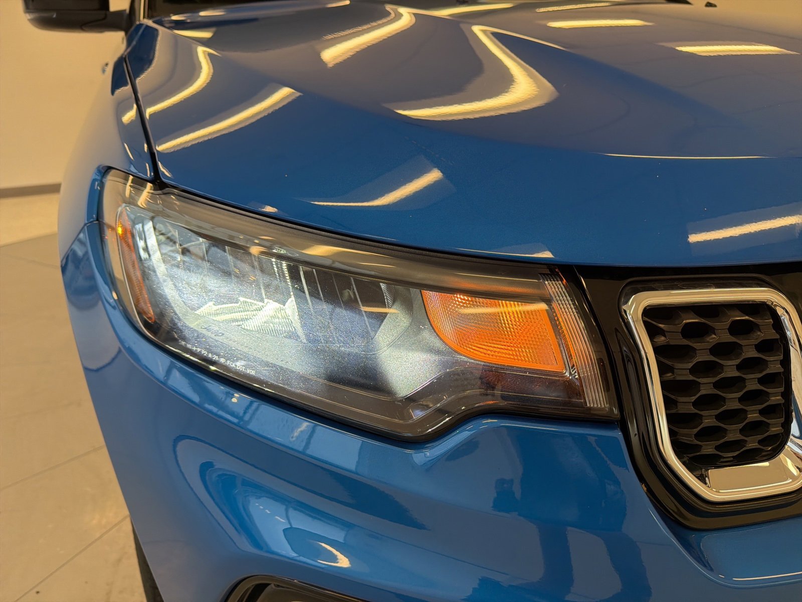 Used 2024 Jeep Compass Limited image 45