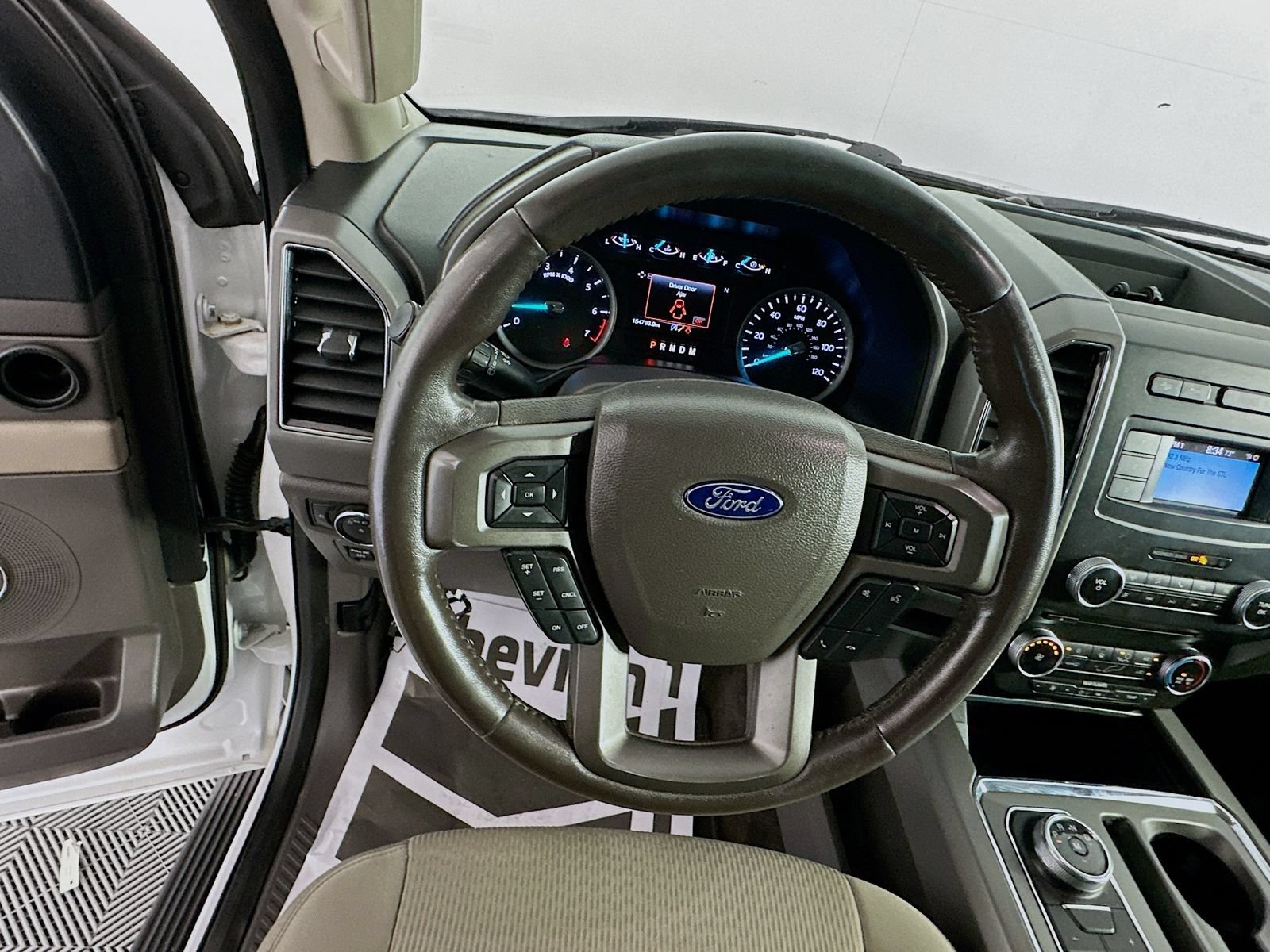 Used 2018 Ford Expedition XLT AWD/4WD image 11