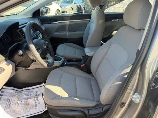 Used 2020 Hyundai Elantra SEL image 16