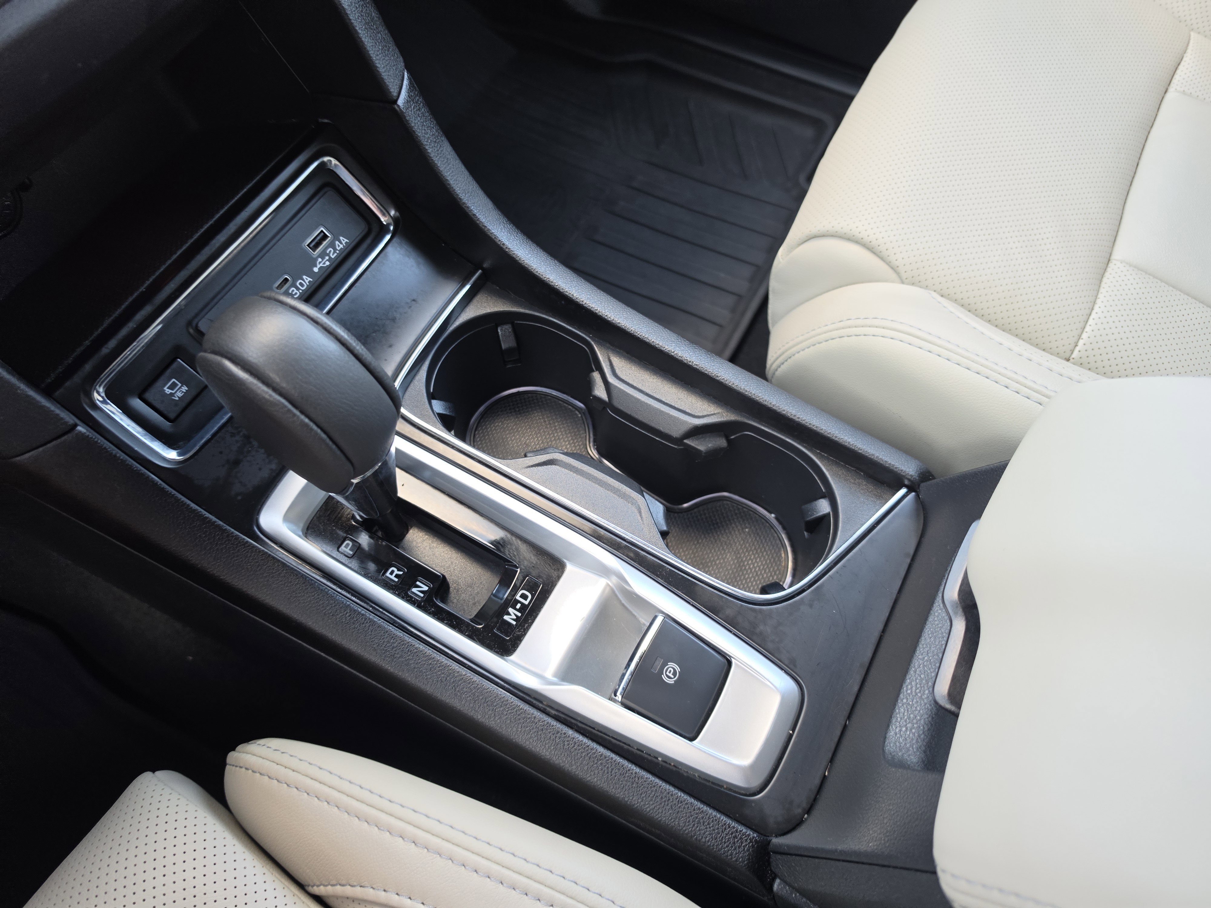 Used 2023 Subaru Ascent Limited w/ Technology Package image 25