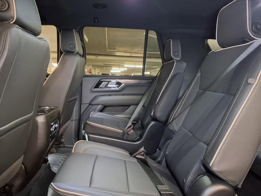 New 2026 GMC Yukon Elevation w/ LPO, Illumination Package image 12