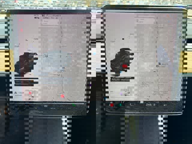 Used 2021 Tesla Model 3 Standard Range image 19