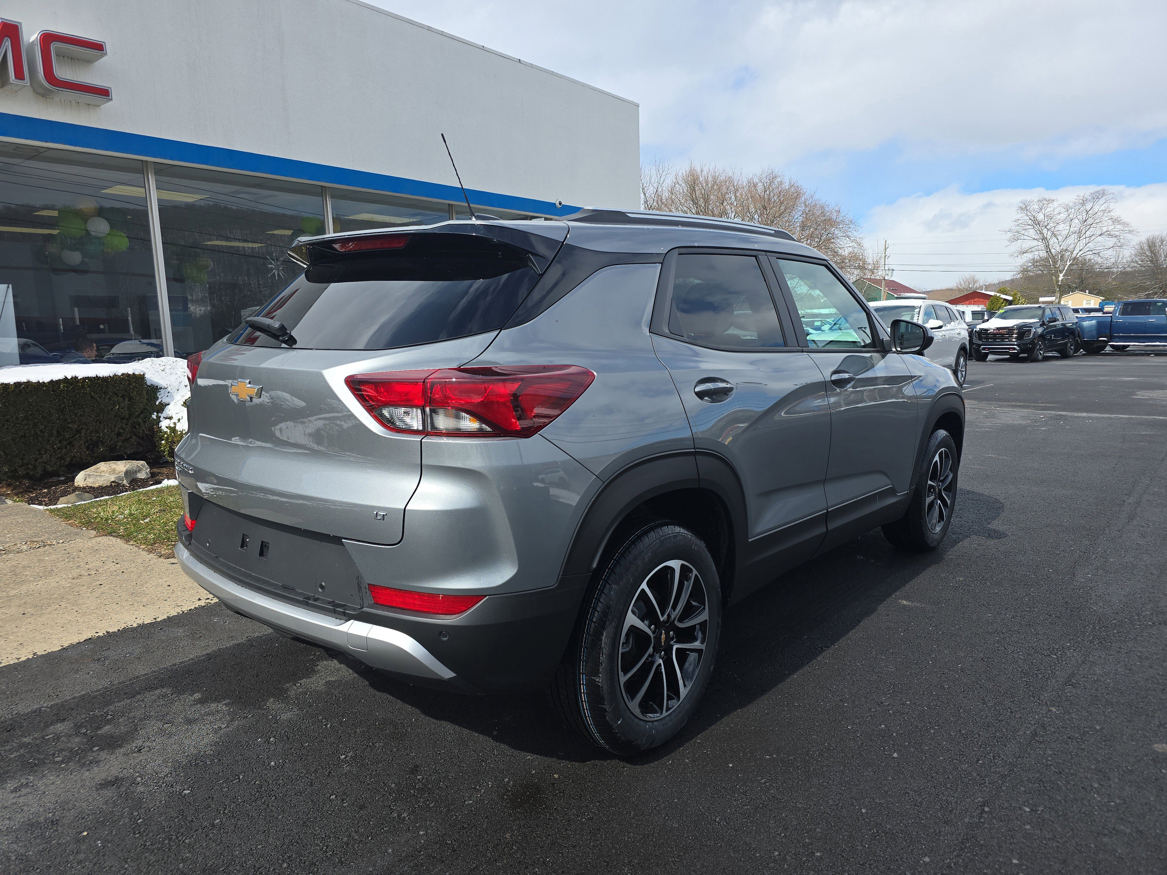 New 2026 Chevrolet TrailBlazer LT w/ Convenience Package image 3