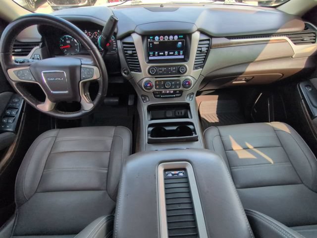 Used 2019 GMC Yukon Denali w/ Denali Ultimate Package AWD/4WD image 14