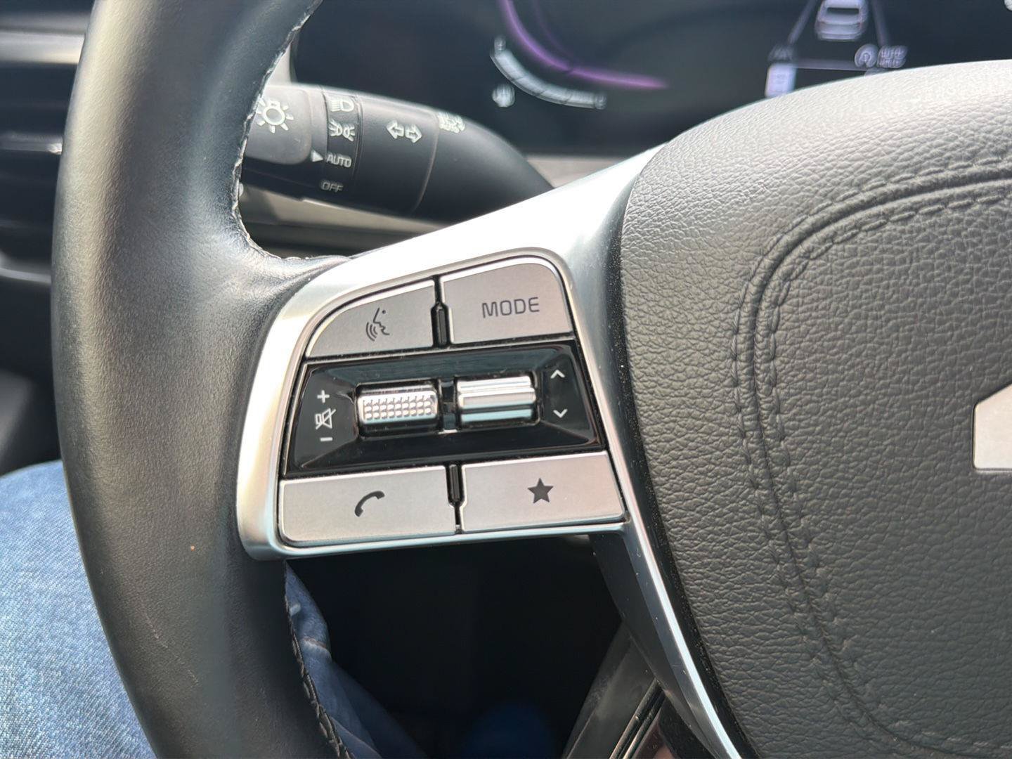 Used 2023 Kia Telluride EX X-Line AWD/4WD image 29