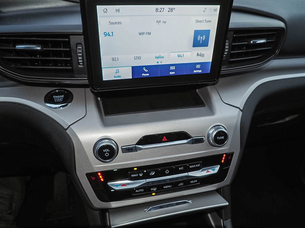 Used 2023 Ford Explorer XLT image 12