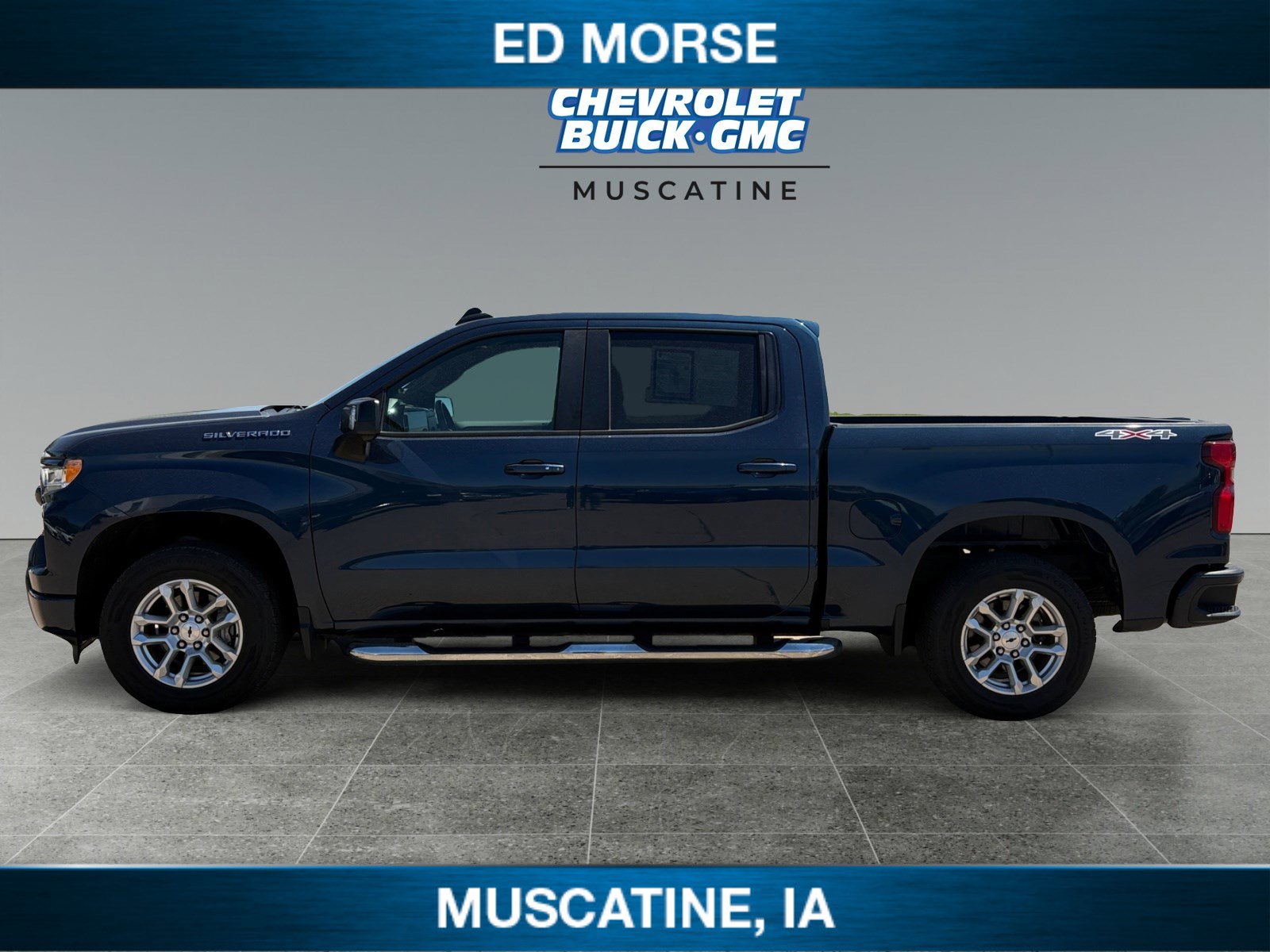Certified 2022 Chevrolet Silverado 1500 RST w/ Convenience Package II AWD/4WD image 2