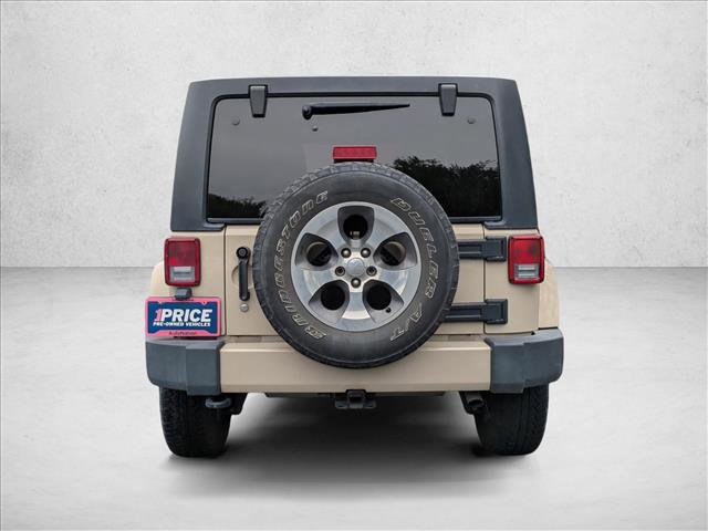 Used 2016 Jeep Wrangler Unlimited Sahara w/ Connectivity Group AWD/4WD image 7