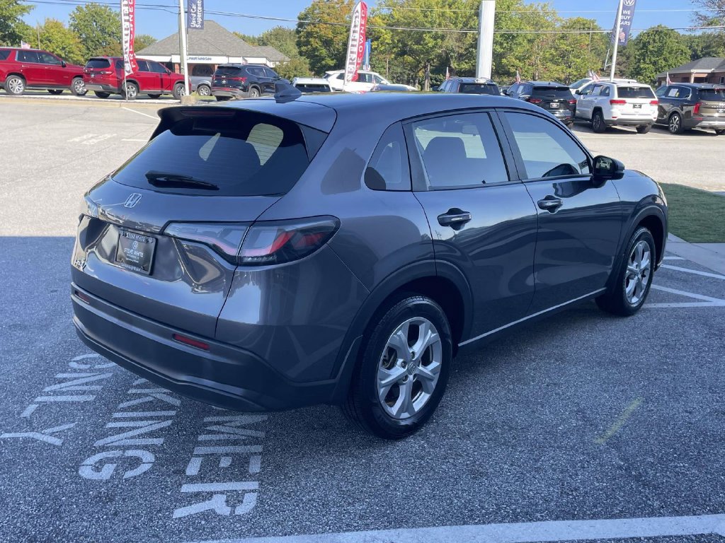 Used 2023 Honda HR-V LX image 6