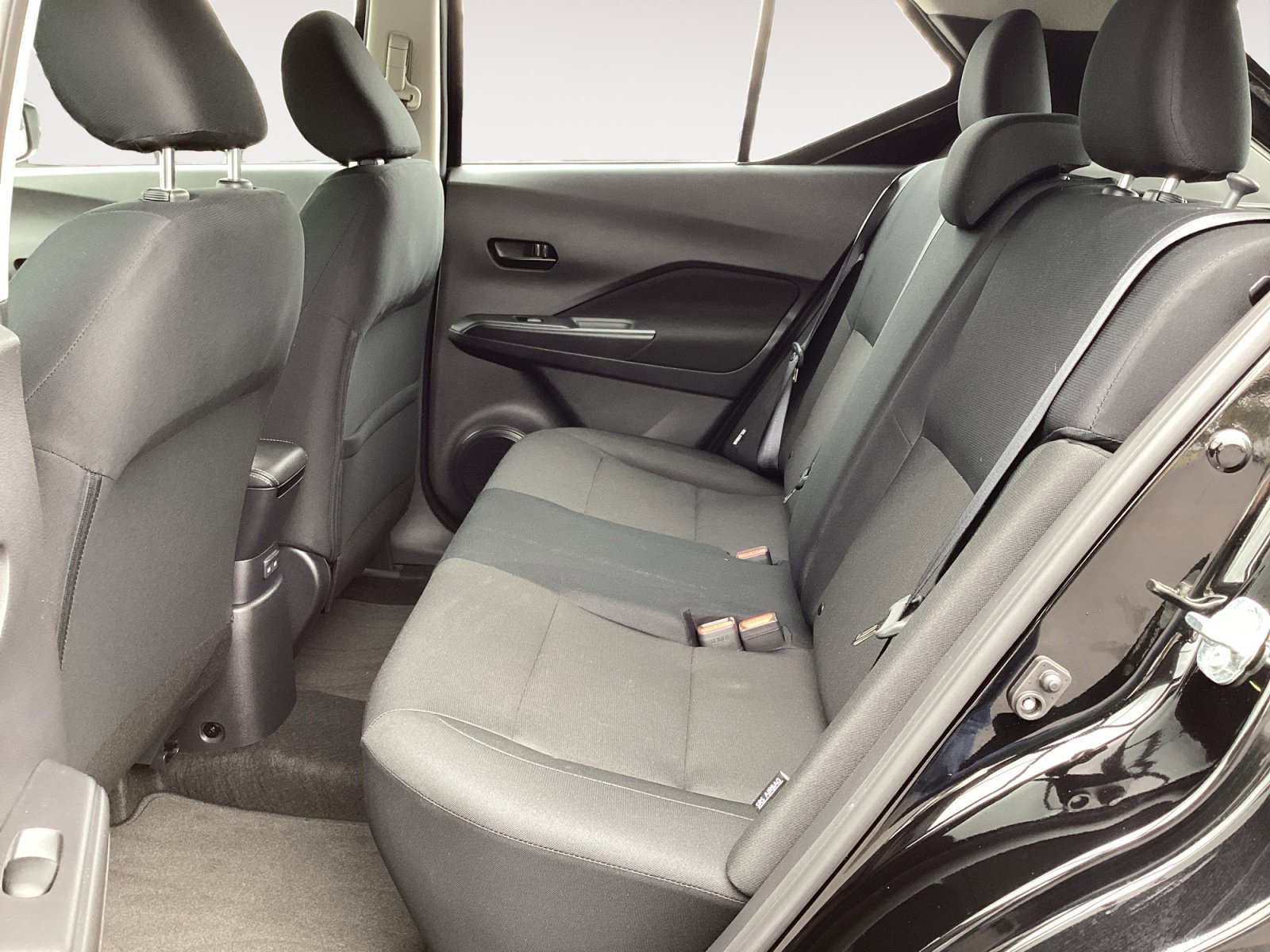 Used 2024 Nissan Kicks S FWD image 23