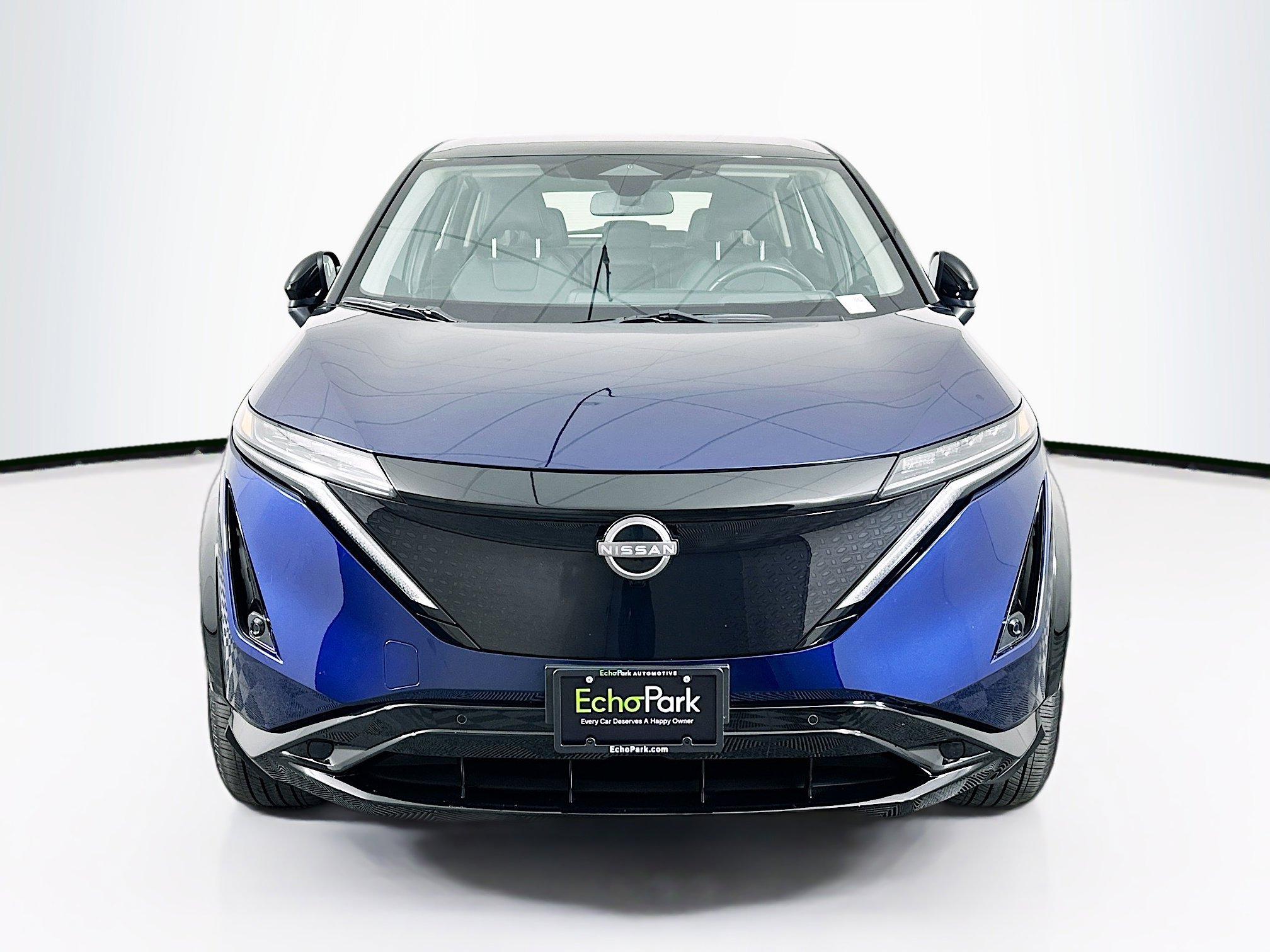 Used 2024 Nissan Ariya AWD image 2