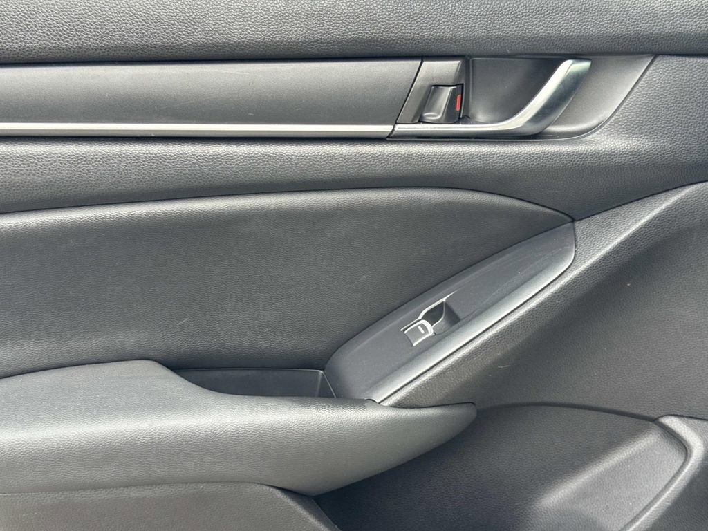 Used 2020 Honda Accord Sport image 12