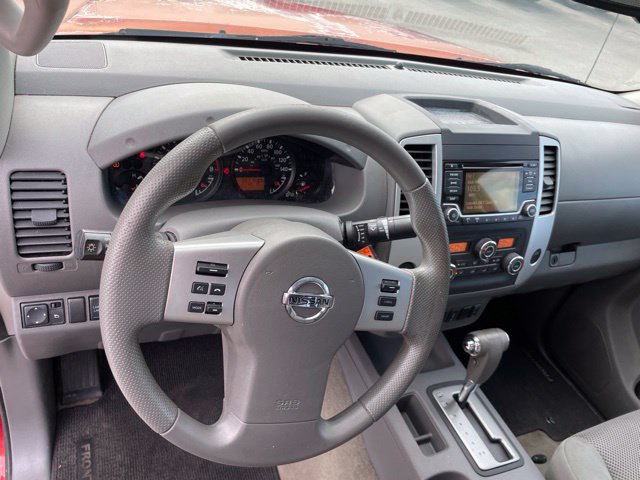 Used 2015 Nissan Frontier SV w/ SV Value Truck Package RWD image 22