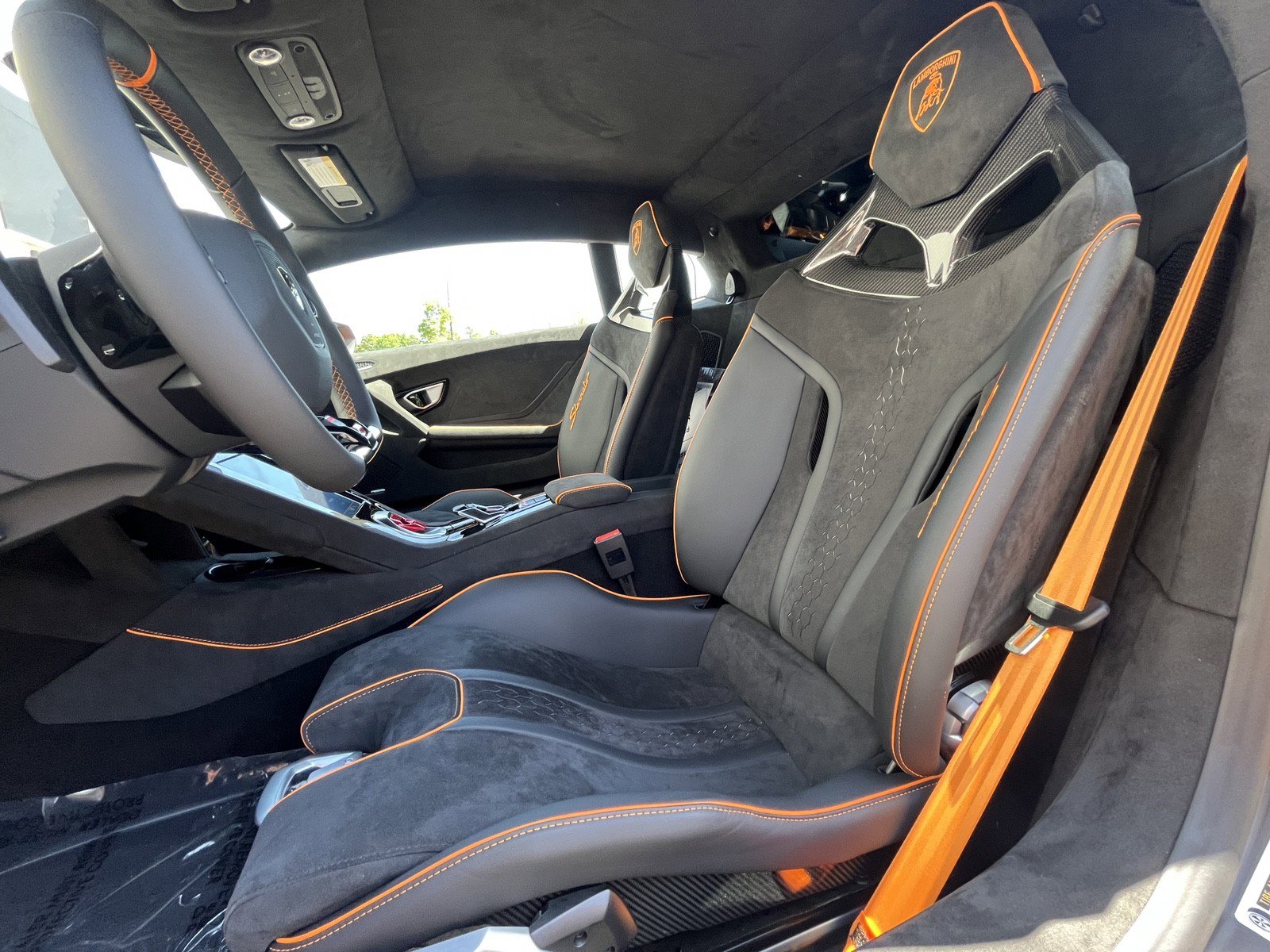 Used 2024 Lamborghini Huracan Sterrato image 22