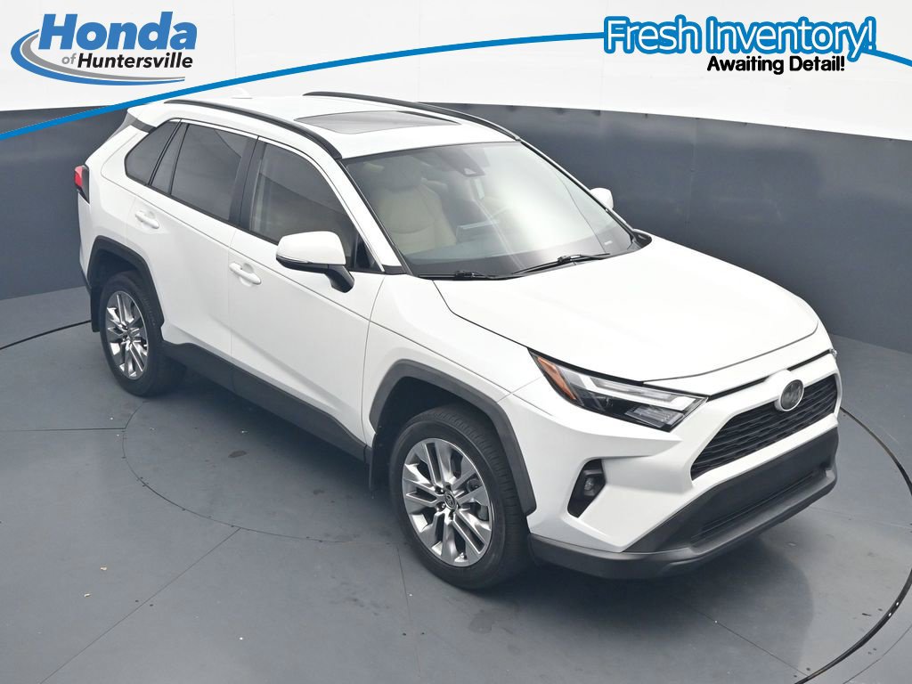 Used 2024 Toyota RAV4 XLE Premium FWD image 27