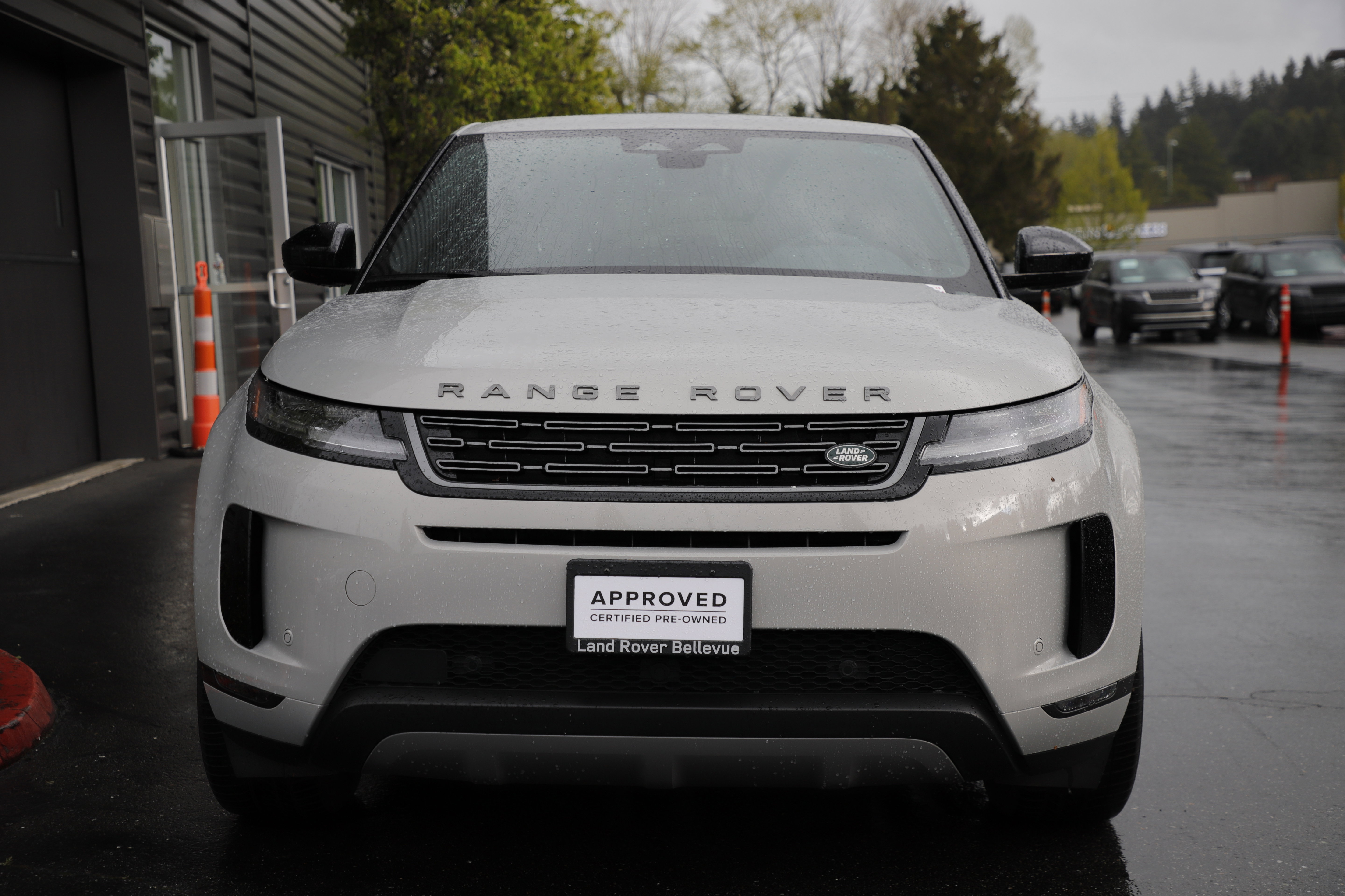 Certified 2025 Land Rover Range Rover Evoque S AWD/4WD image 4