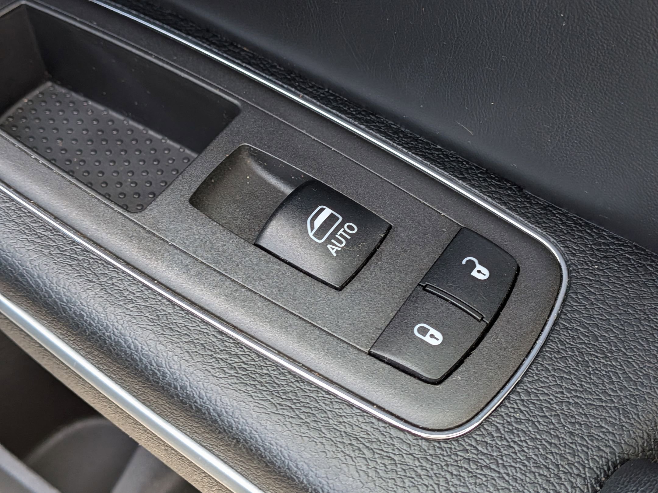 Used 2022 Dodge Charger SXT w/ Leather Interior Group RWD image 35